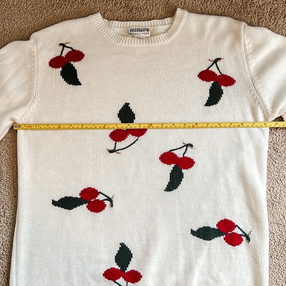 Millers Classic Wear Cherry Sweater Cream and Red Womens Sz 18 - Picture 9 of 13